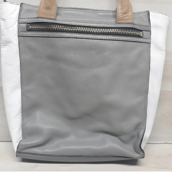 BOTKIER New York  Pebbled Leather Handbag Shoulder bag Gold Zippers Purple Liner - Picture 5 of 12